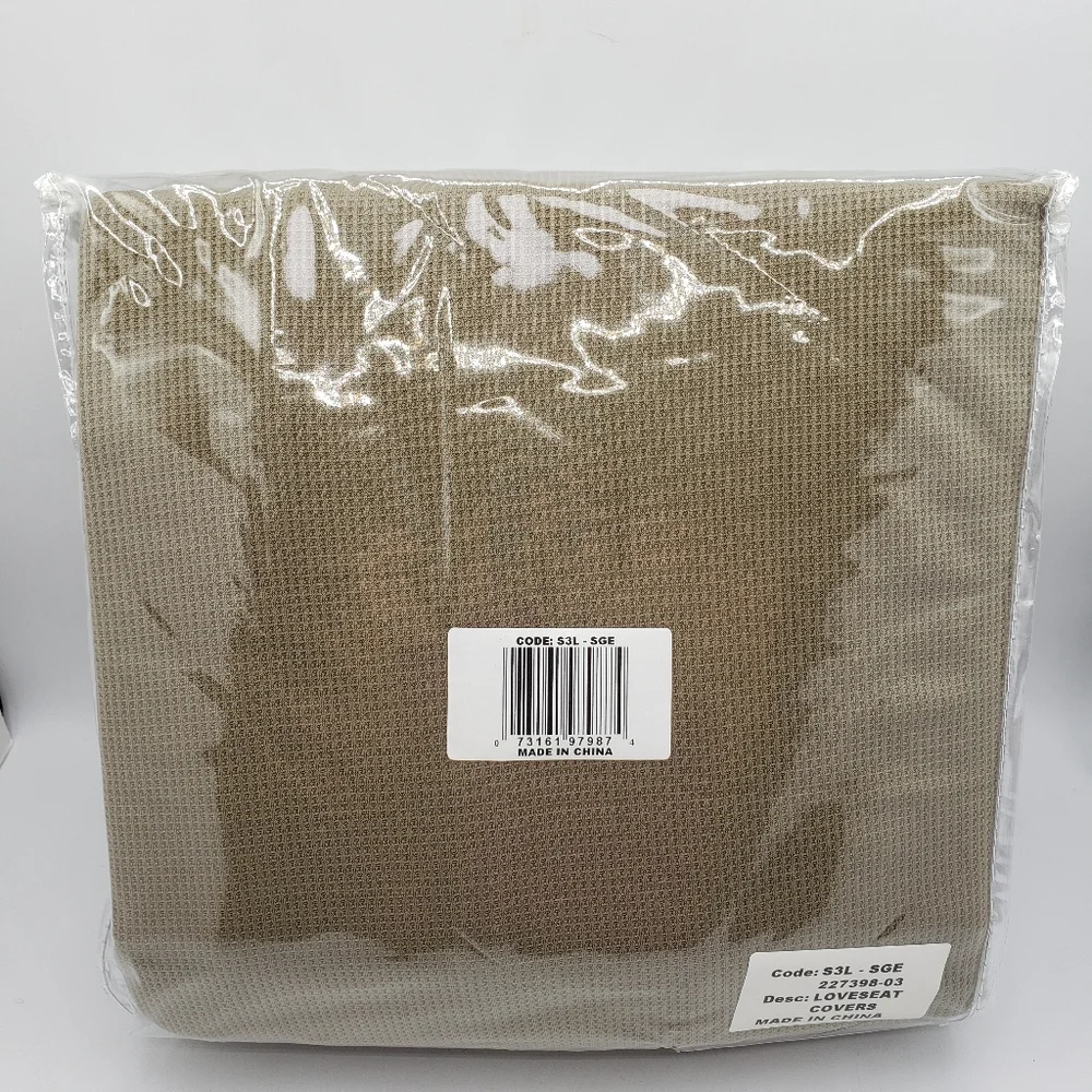 Vintage Loveseat Slipcover 2010 Lakeside Sage S3L-SGE. Original Package. Green.